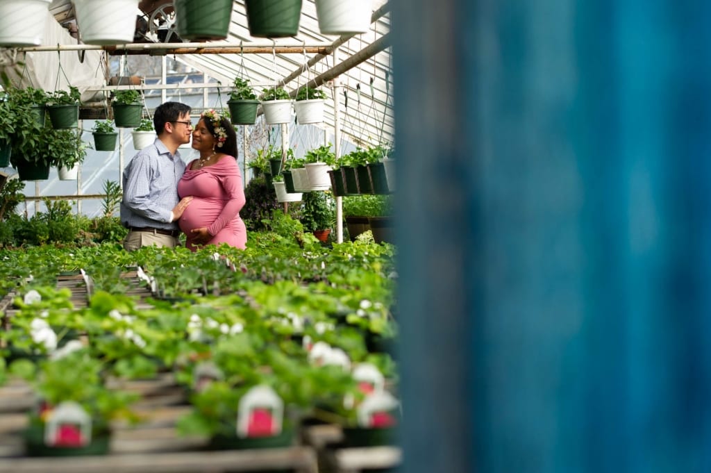 Nina & Terence - A Gorgeous Greenhouse Maternity Session